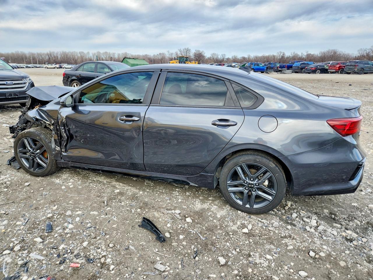 2021 KIA FORTE GT-LINE photo 3