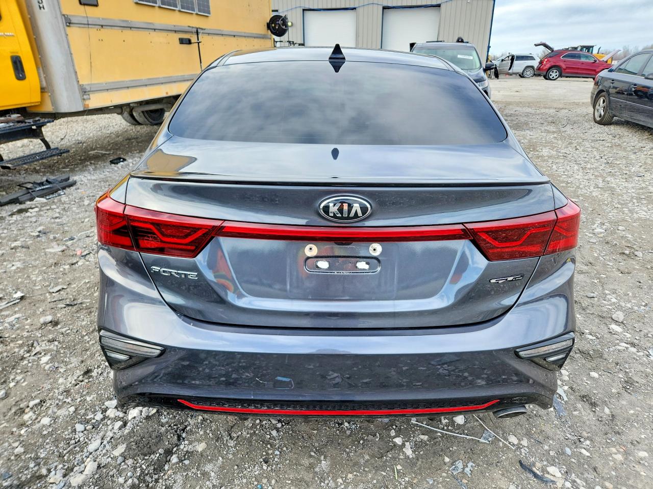 2021 KIA FORTE GT-LINE photo 11