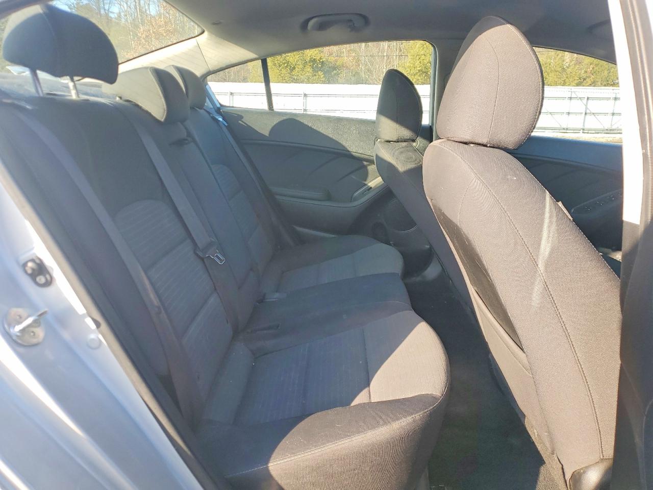 2018 KIA FORTE LX photo 19