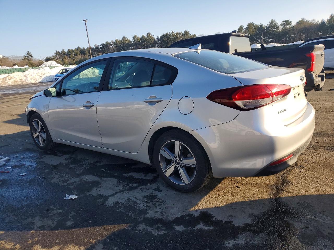 2018 KIA FORTE LX photo 3