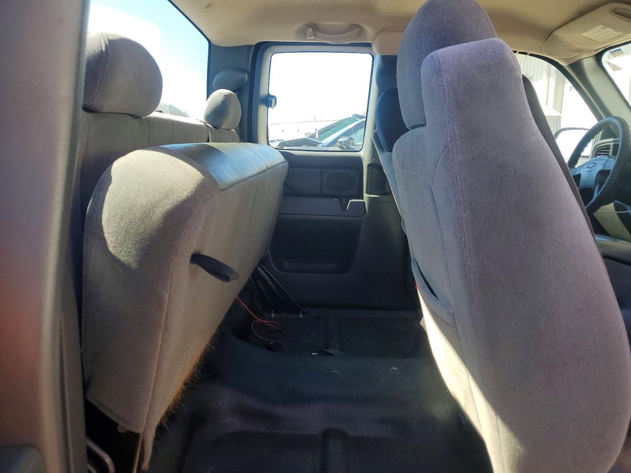 2006 CHEVROLET SILVERADO C1500 photo 10