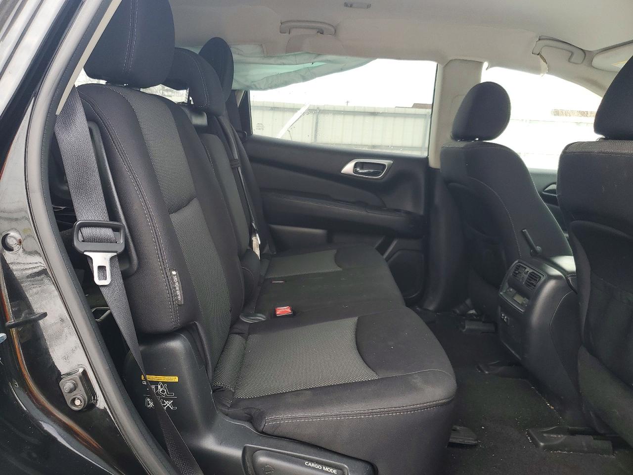 2020 NISSAN PATHFINDER S photo 31