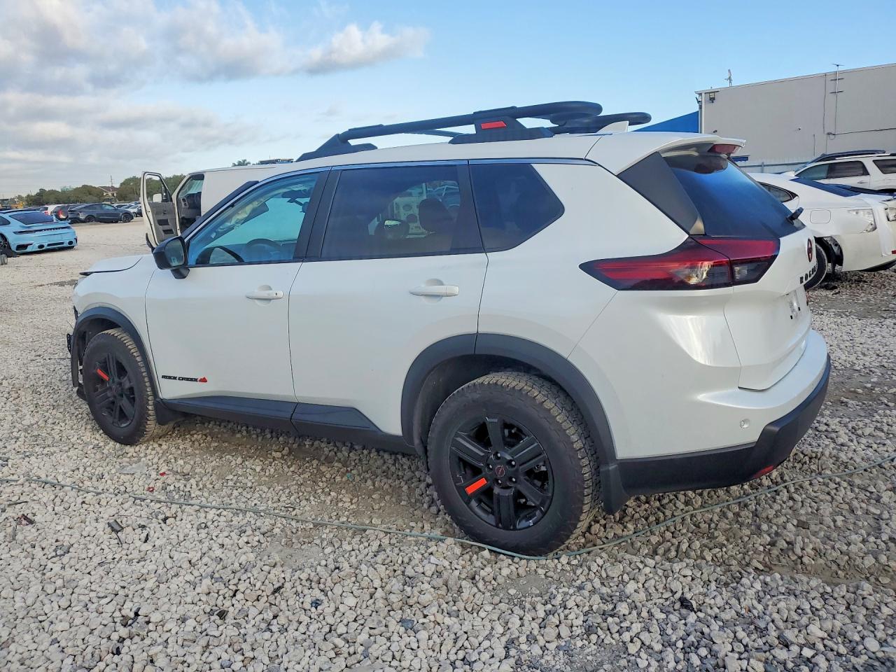 2025 NISSAN ROGUE ROCK CREEK photo 2