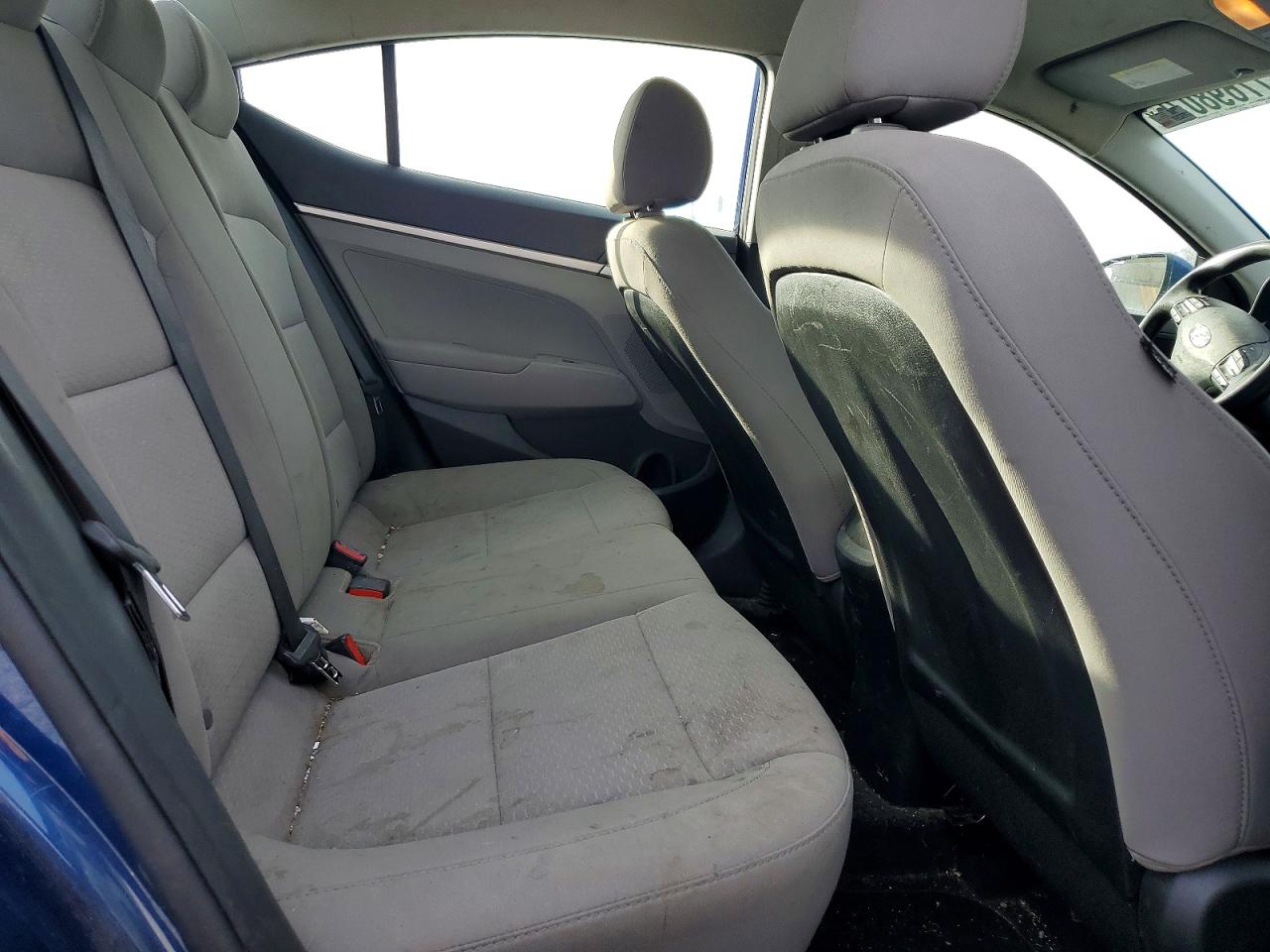 2019 HYUNDAI ELANTRA SE photo 19