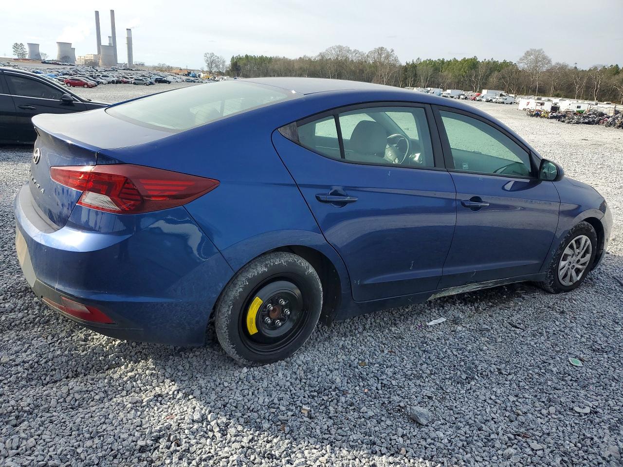 2019 HYUNDAI ELANTRA SE photo 5