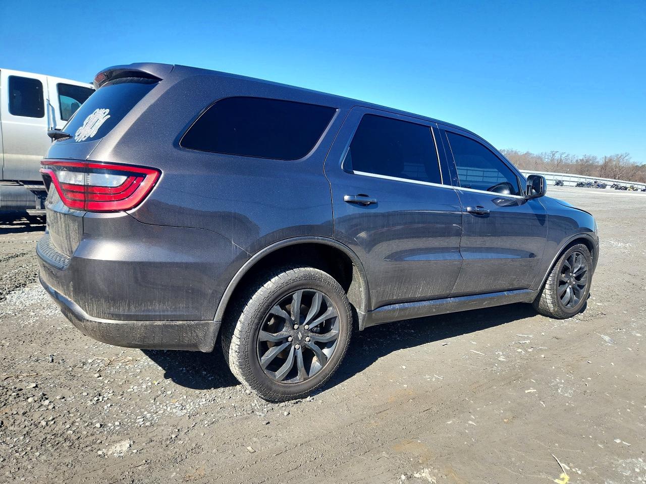 2019 DODGE DURANGO SXT photo 3