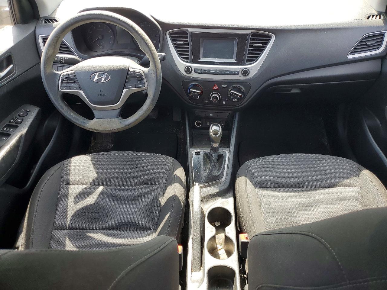 2019 HYUNDAI ACCENT SE photo 22