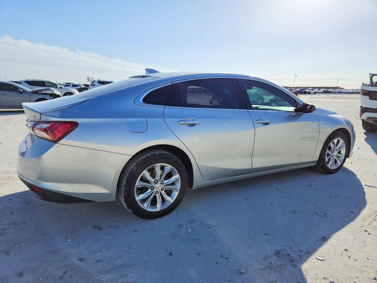 2021 CHEVROLET MALIBU LT photo 5