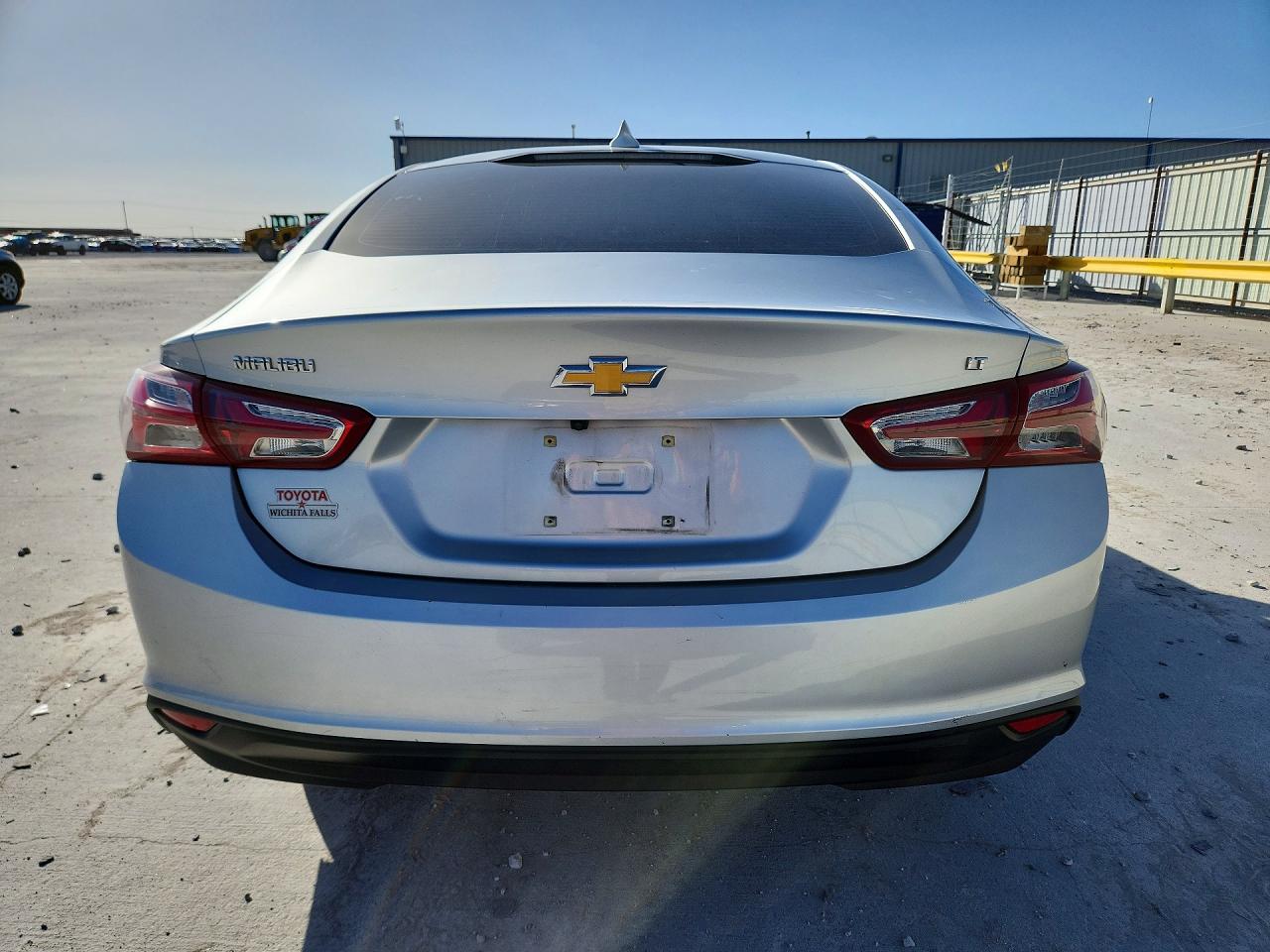 2021 CHEVROLET MALIBU LT photo 11