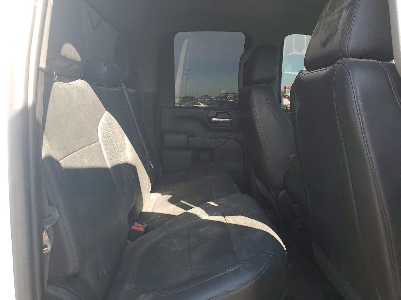 2021 CHEVROLET SILVERADO K2500 HEAVY DUTY photo 19