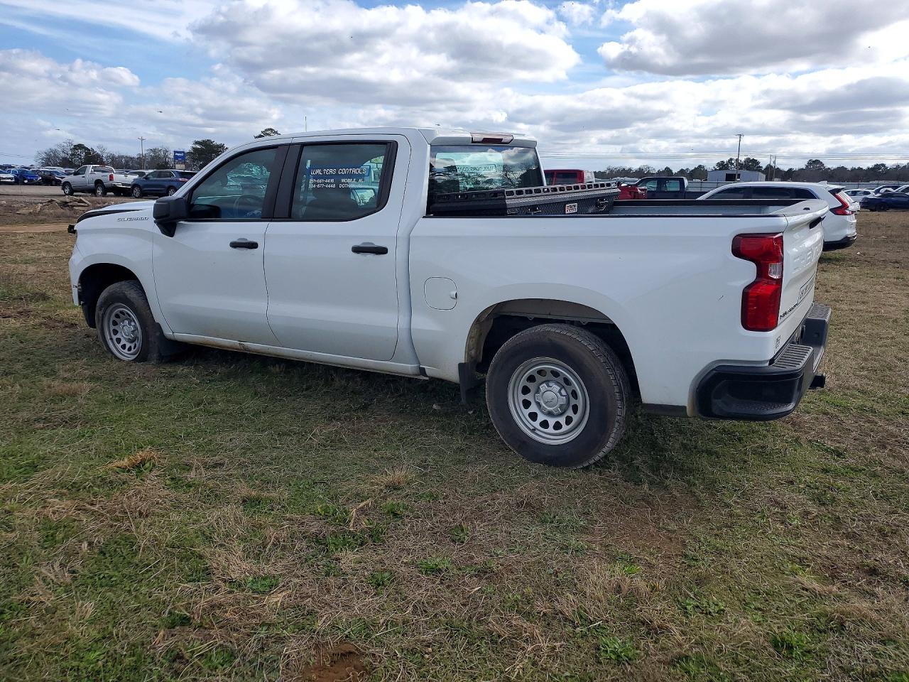 2023 CHEVROLET SILVERADO C1500 photo 4