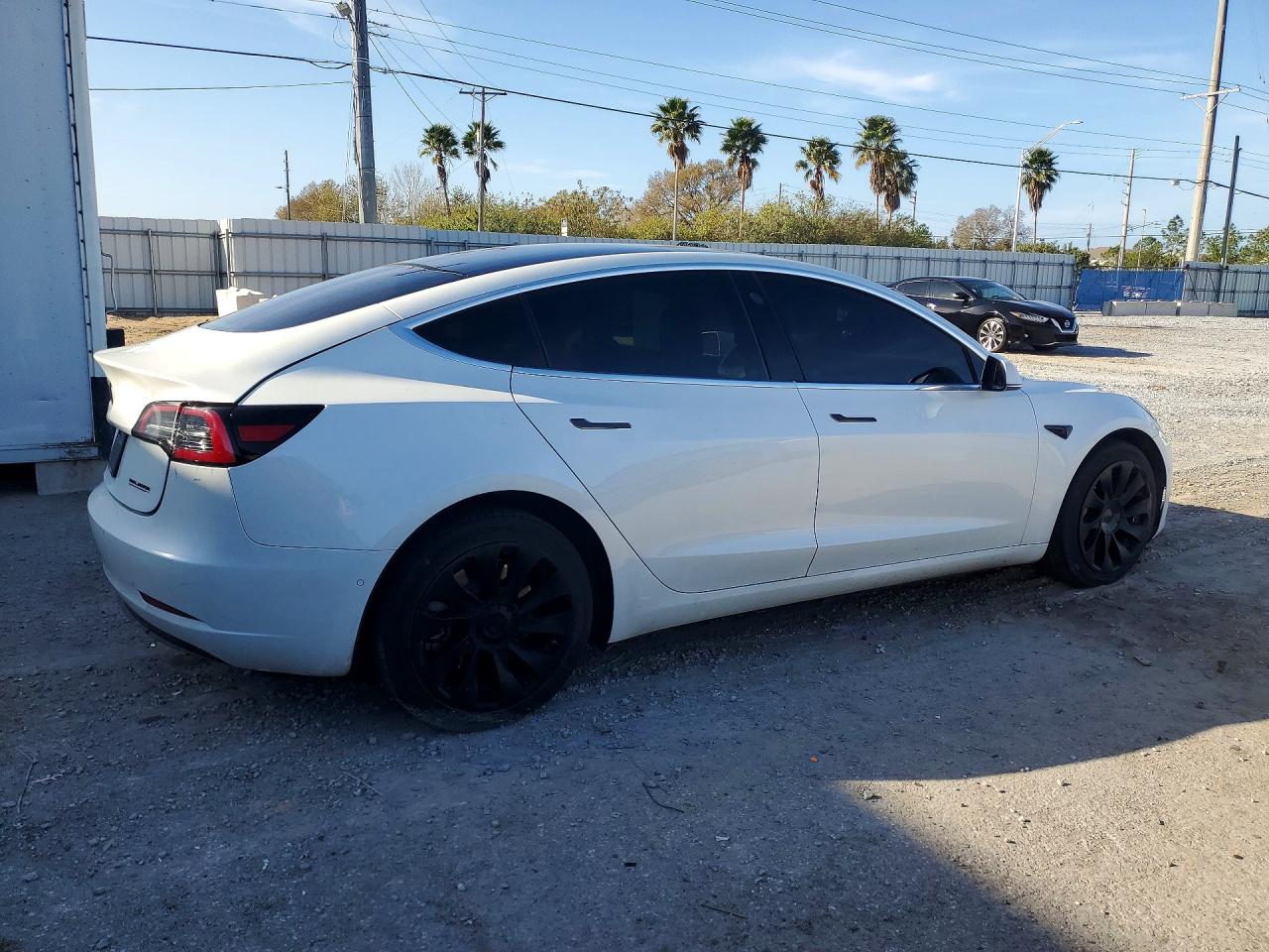 2020 TESLA MODEL 3 photo 5