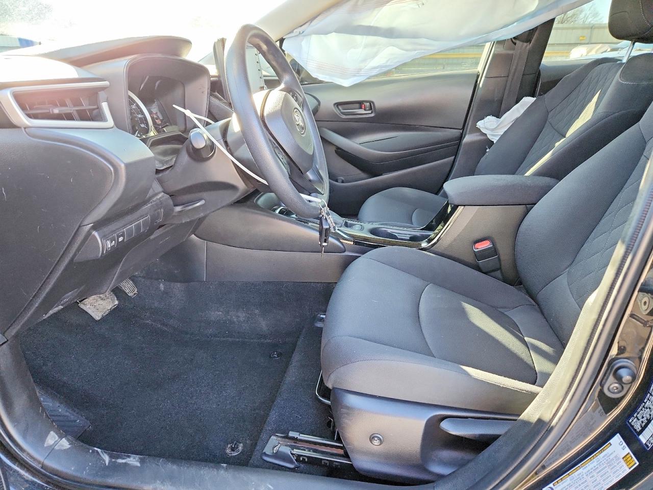 2022 TOYOTA COROLLA LE photo 7