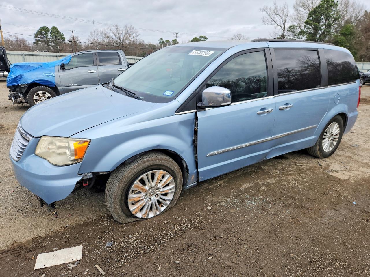 2013 CHRYSLER TOWN & COUNTRY
