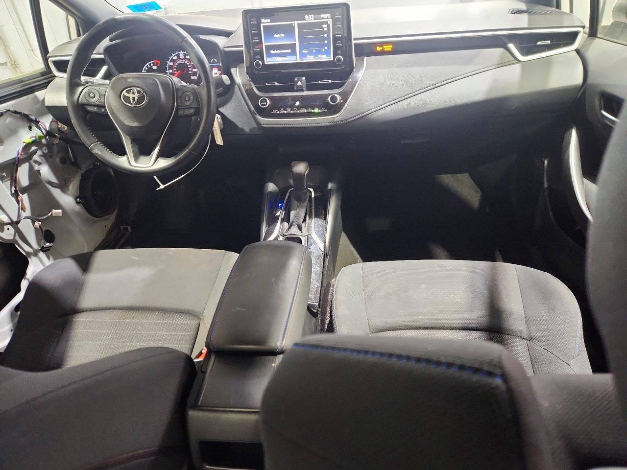 2020 TOYOTA COROLLA SE photo 8