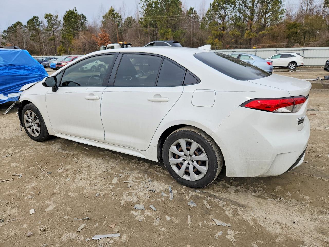 2021 TOYOTA COROLLA LE photo 2