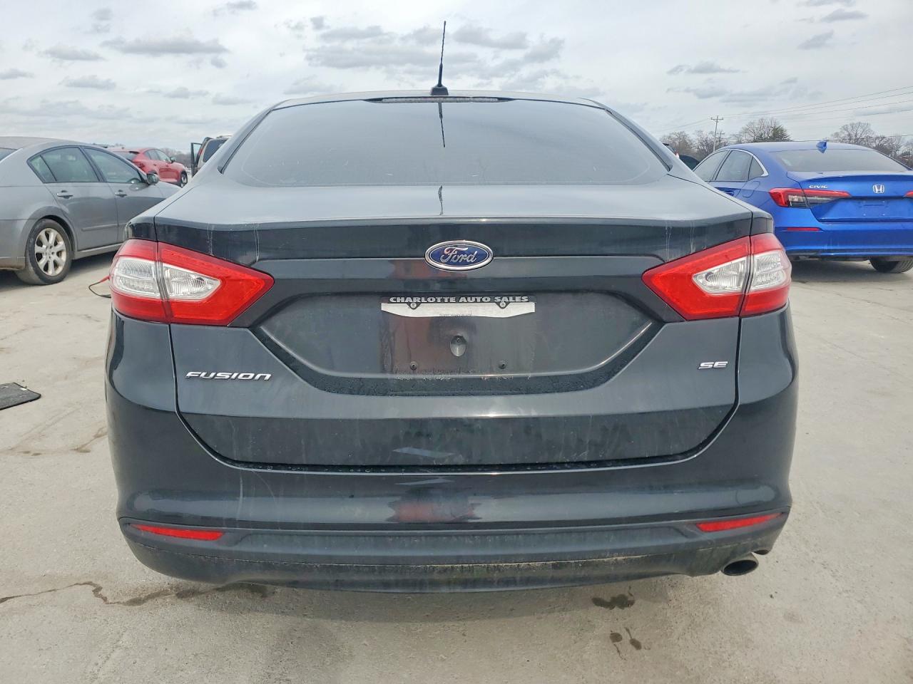 2014 FORD FUSION SE photo 6