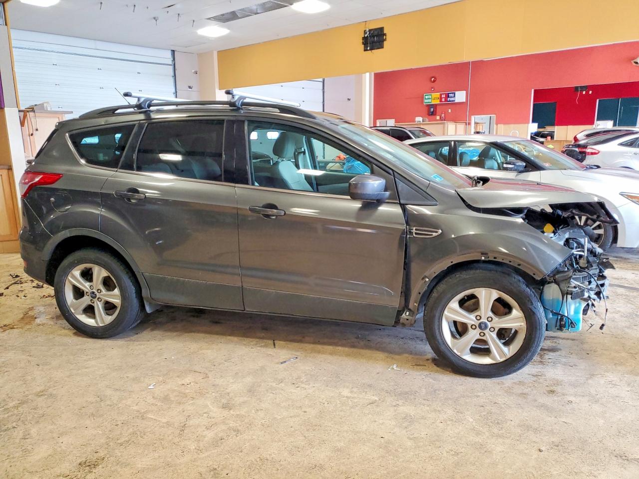 2015 FORD ESCAPE SE photo 4