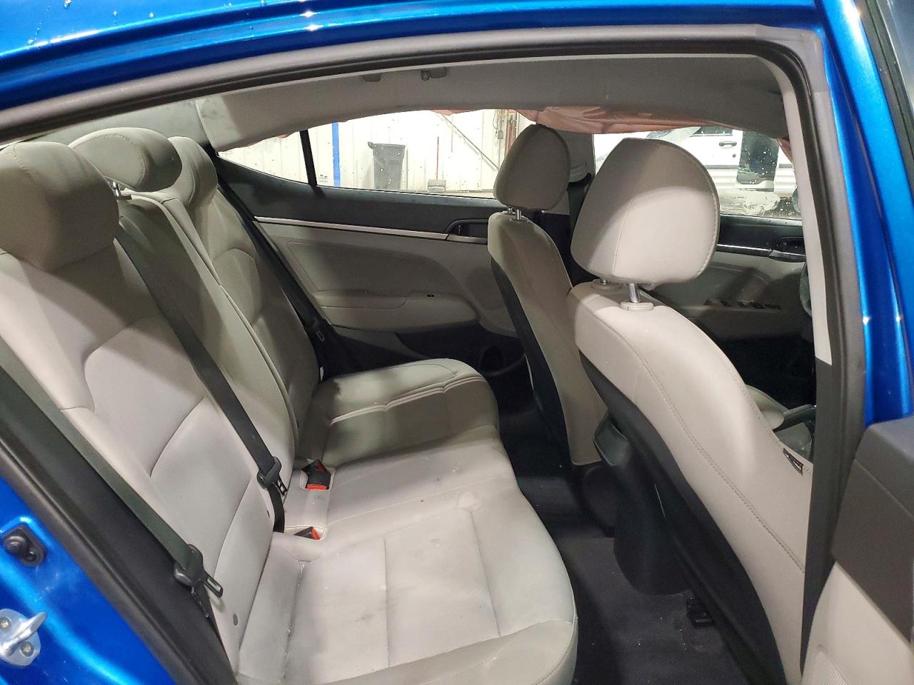 2017 HYUNDAI ELANTRA SE photo 19