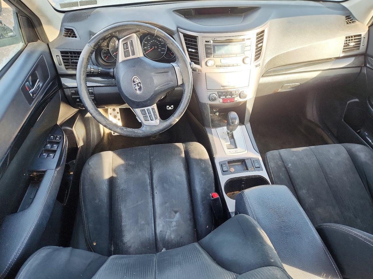 2013 SUBARU LEGACY 2.5I PREMIUM photo 8