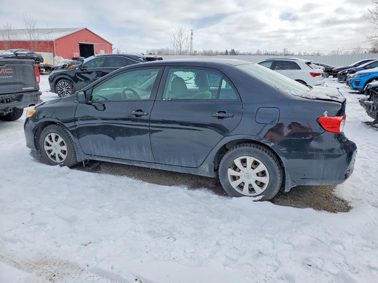2011 TOYOTA COROLLA BASE photo 3