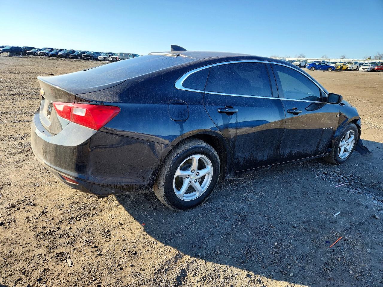2018 CHEVROLET MALIBU LS photo 5
