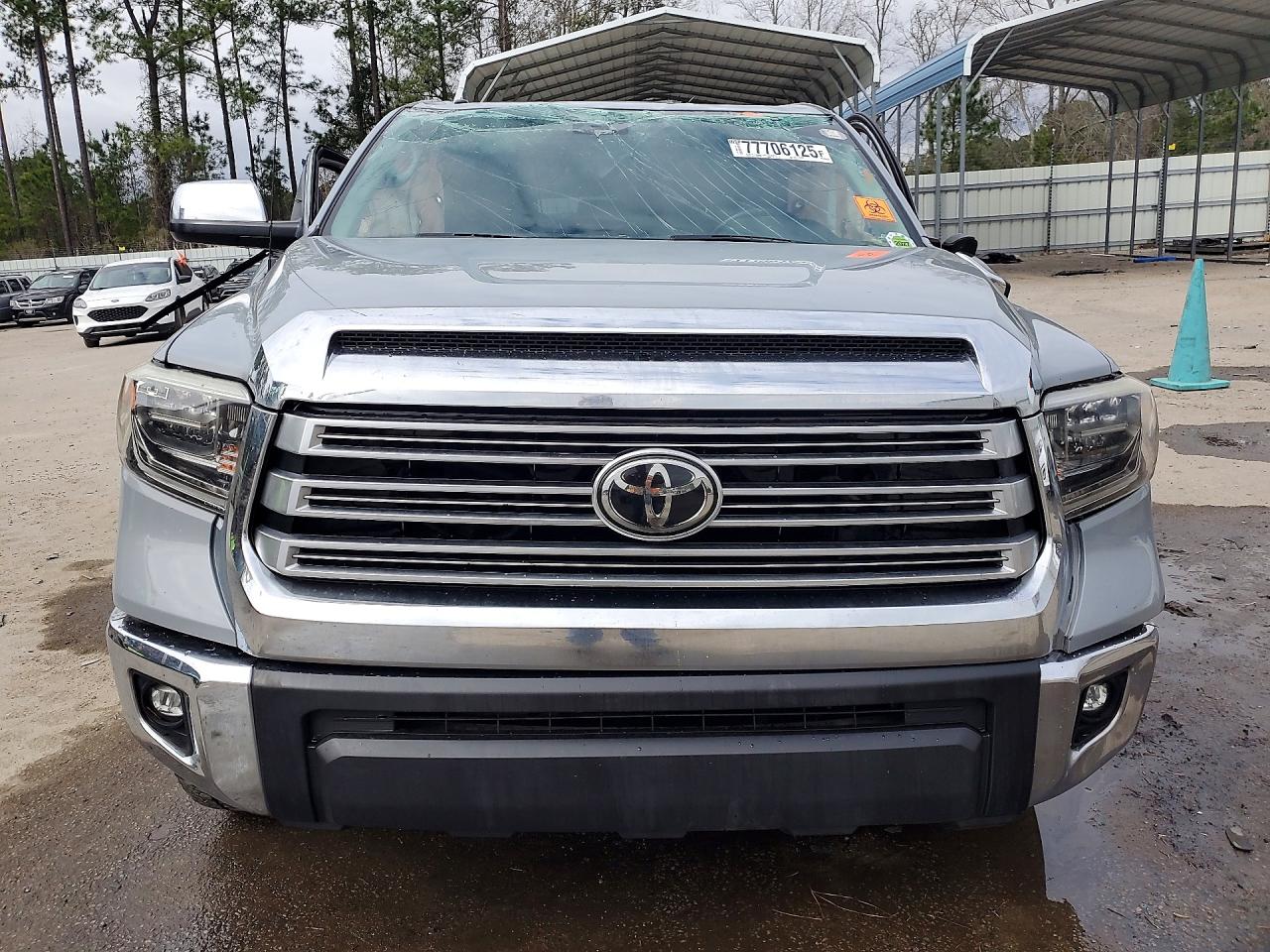 2018 TOYOTA TUNDRA LIMITED photo 5