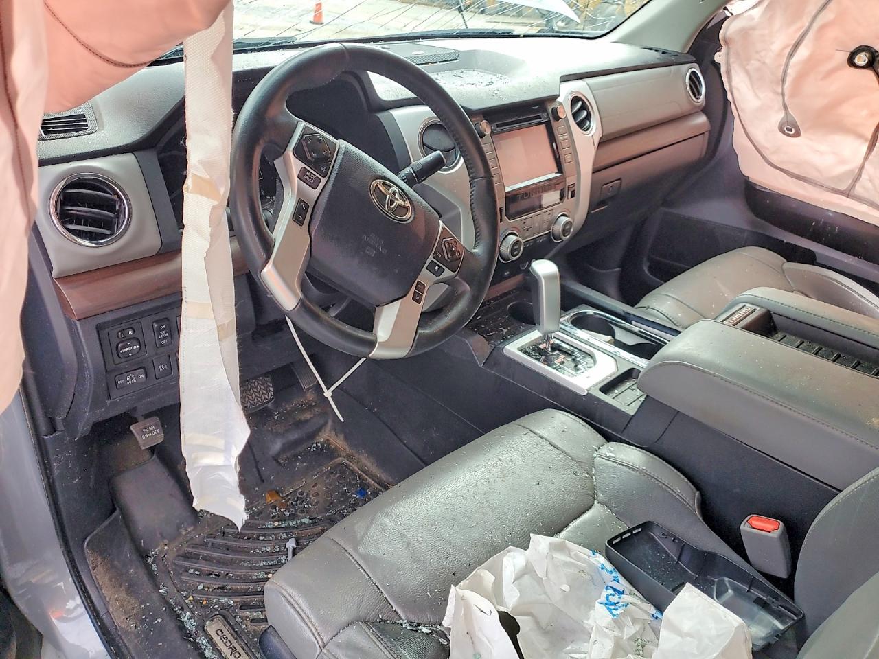 2018 TOYOTA TUNDRA LIMITED photo 8
