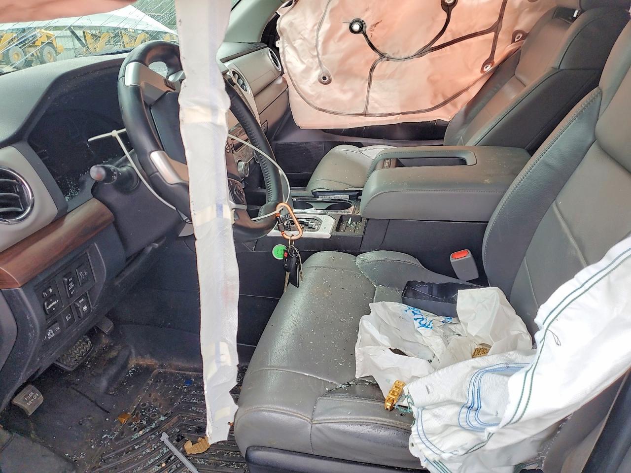 2018 TOYOTA TUNDRA LIMITED photo 7
