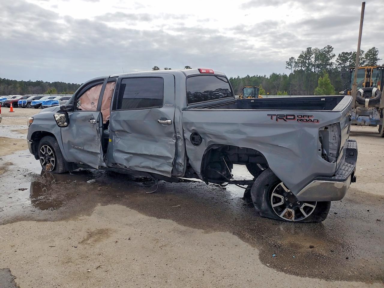 2018 TOYOTA TUNDRA LIMITED photo 2