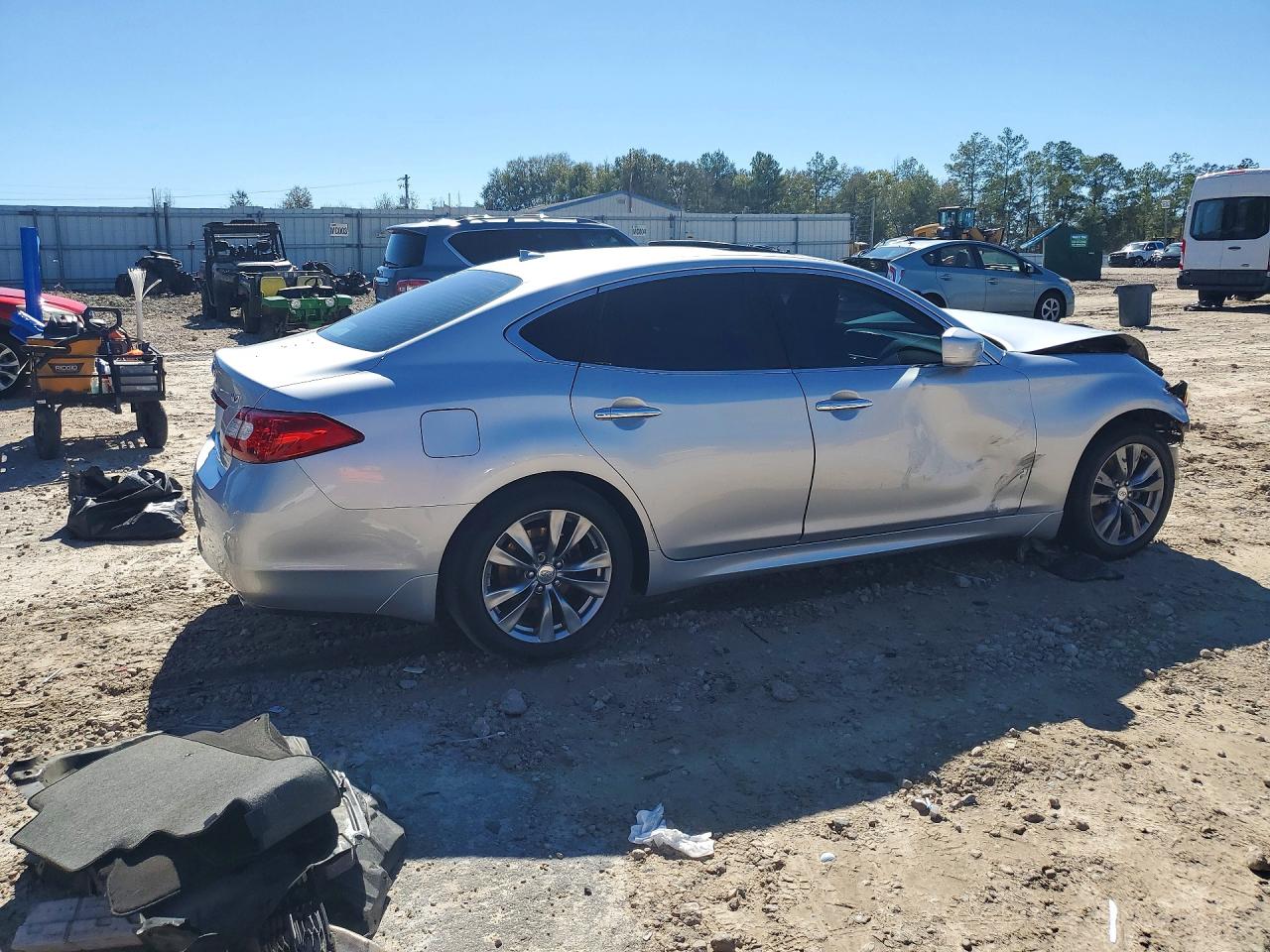 2013 INFINITI M37 BASE photo 3
