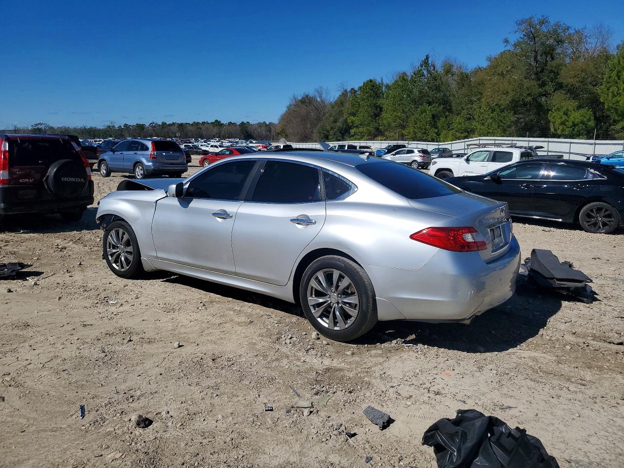 2013 INFINITI M37 BASE photo 2
