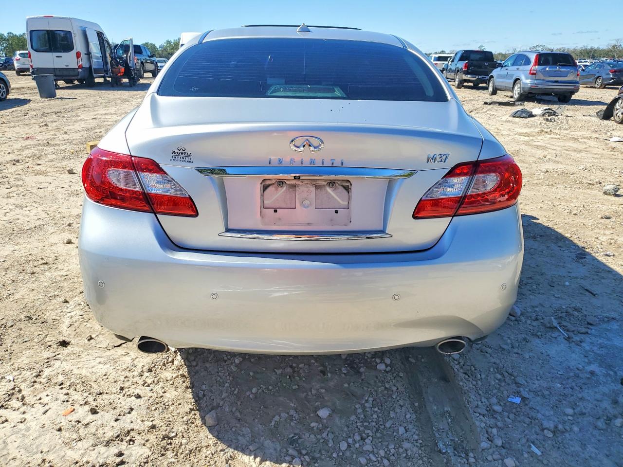 2013 INFINITI M37 BASE photo 6