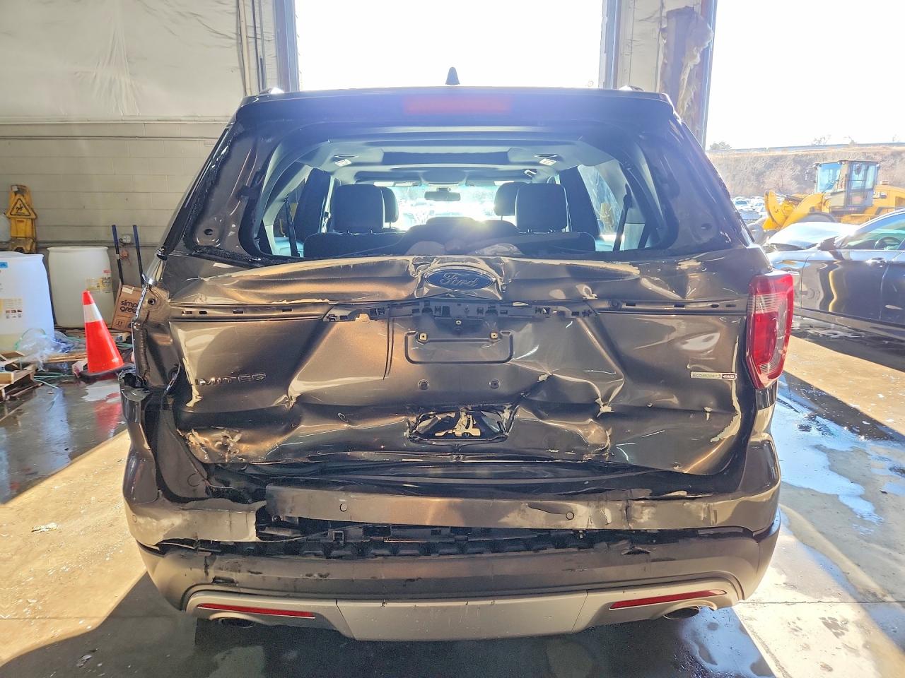 2017 FORD EXPLORER LIMITED photo 6