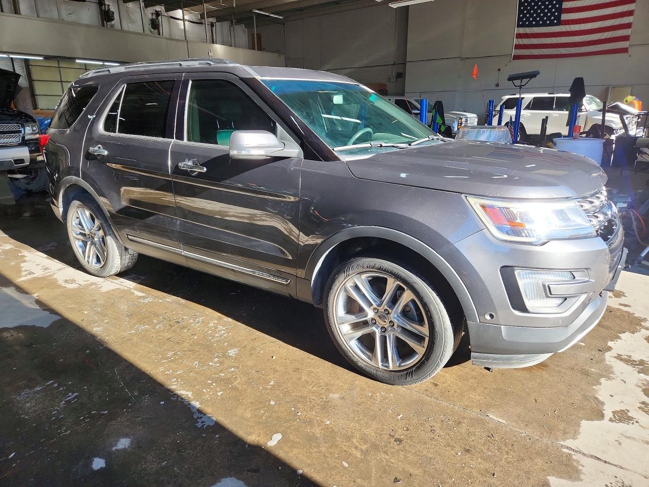 2017 FORD EXPLORER LIMITED photo 4
