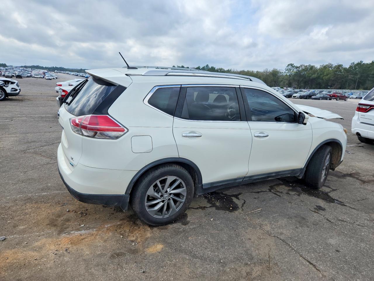 2014 NISSAN ROGUE SL photo 3