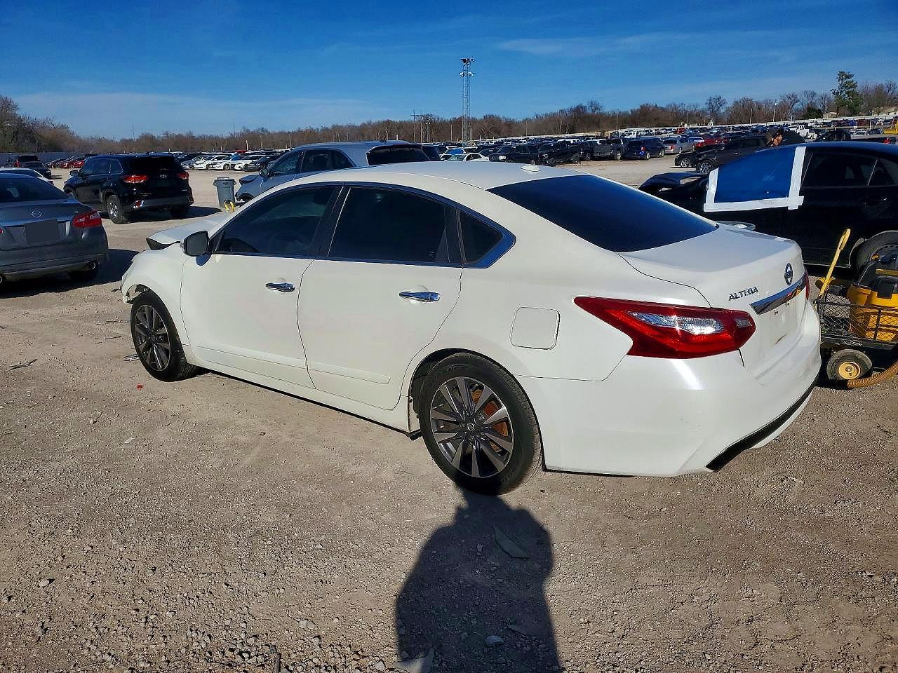 2017 NISSAN ALTIMA 2.5 photo 4