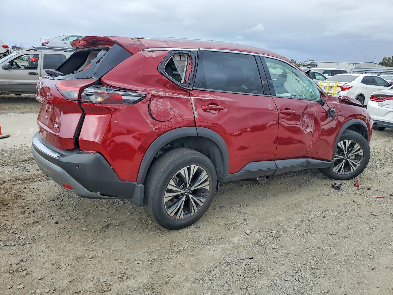 2021 NISSAN ROGUE SV photo 5