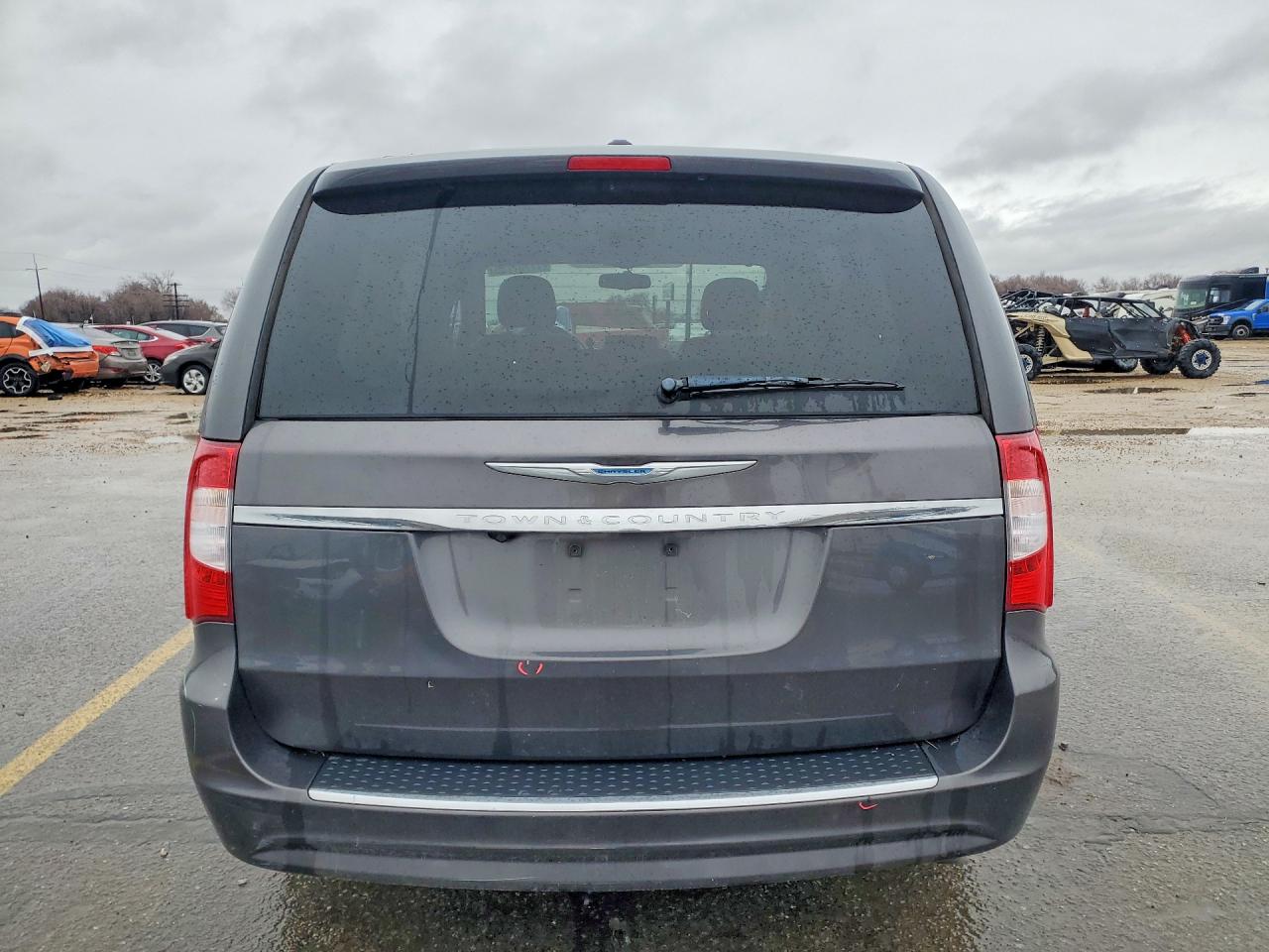 2015 CHRYSLER TOWN & COUNTRY TOURING photo 6