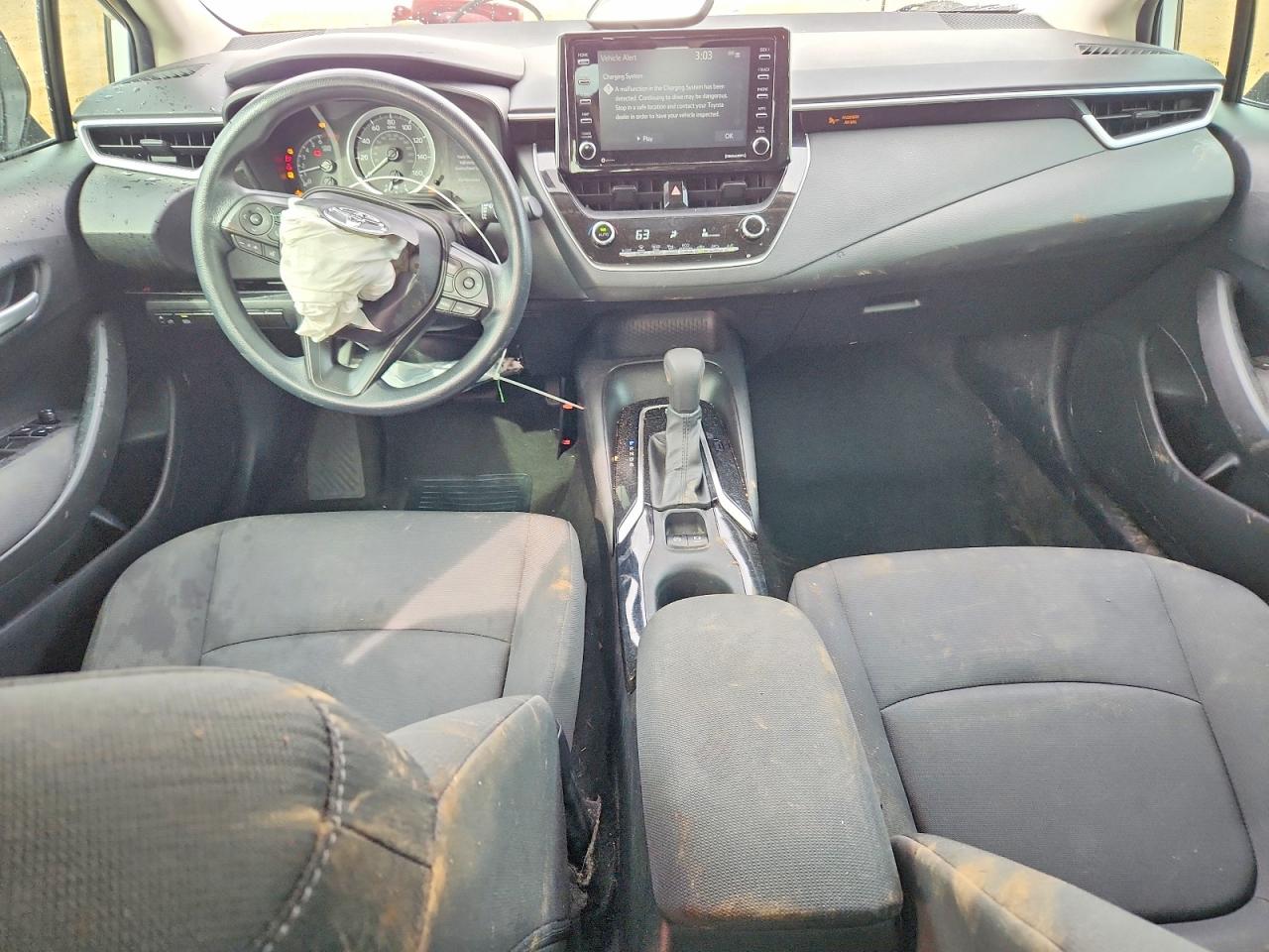 2021 TOYOTA COROLLA LE photo 8