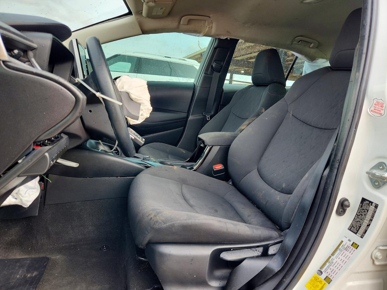 2021 TOYOTA COROLLA LE photo 7