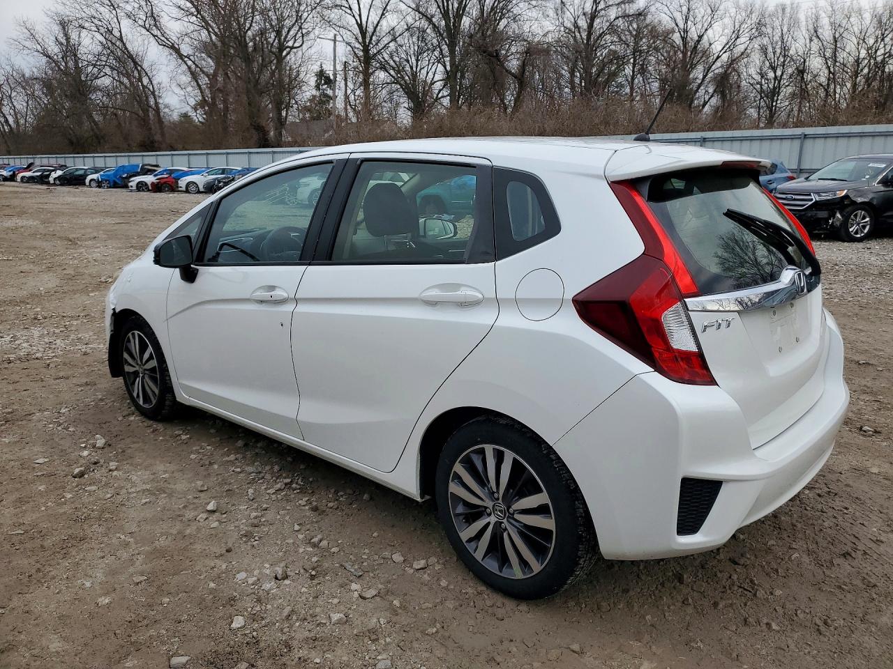 2016 HONDA FIT EX photo 2