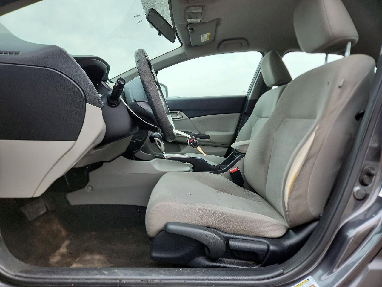 2013 HONDA CIVIC LX photo 7