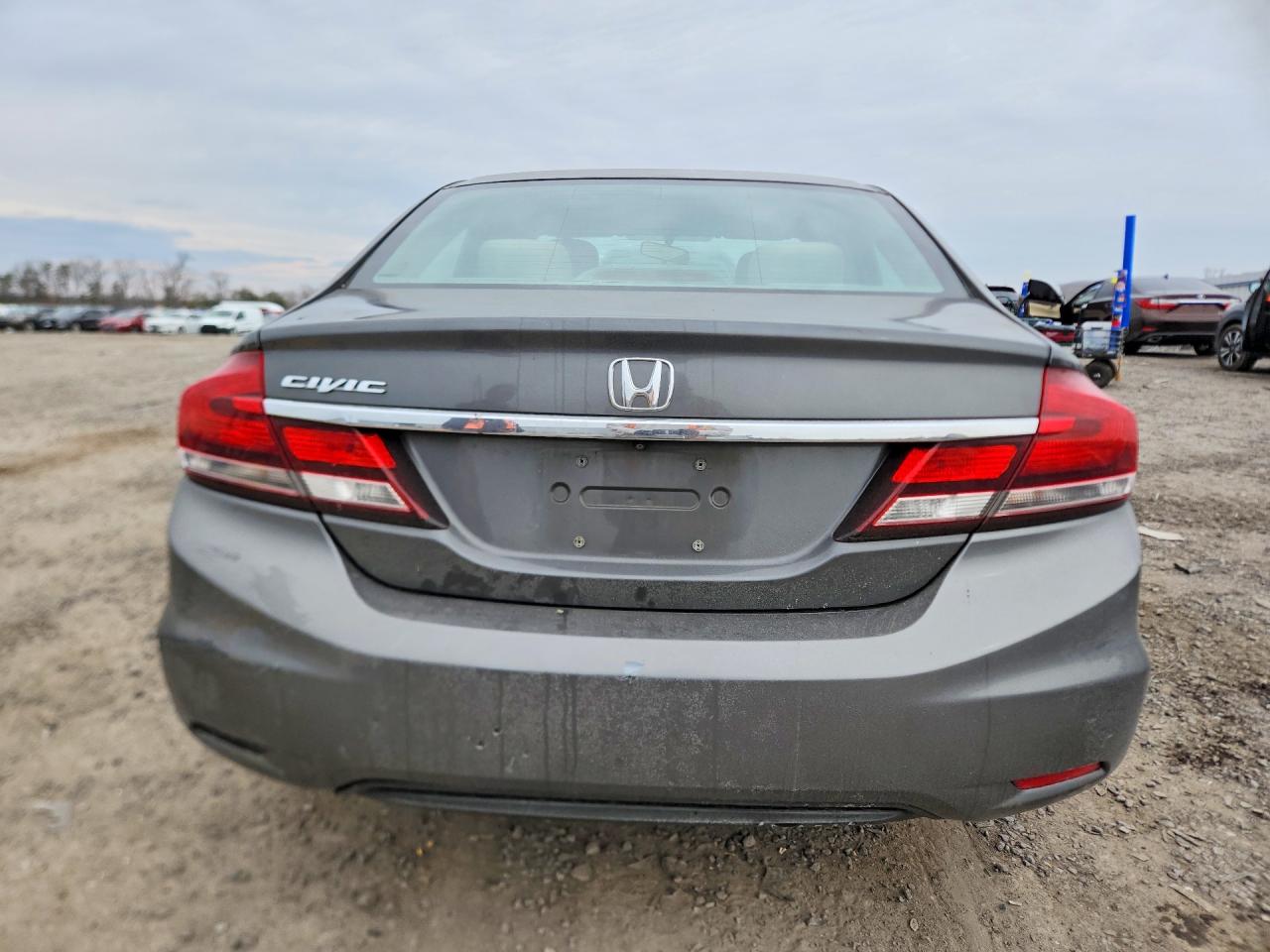 2013 HONDA CIVIC LX photo 6