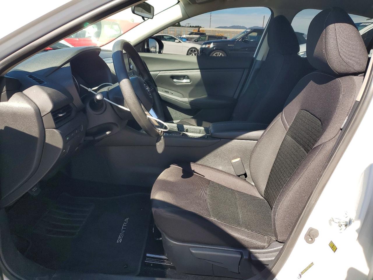 2022 NISSAN SENTRA S photo 7