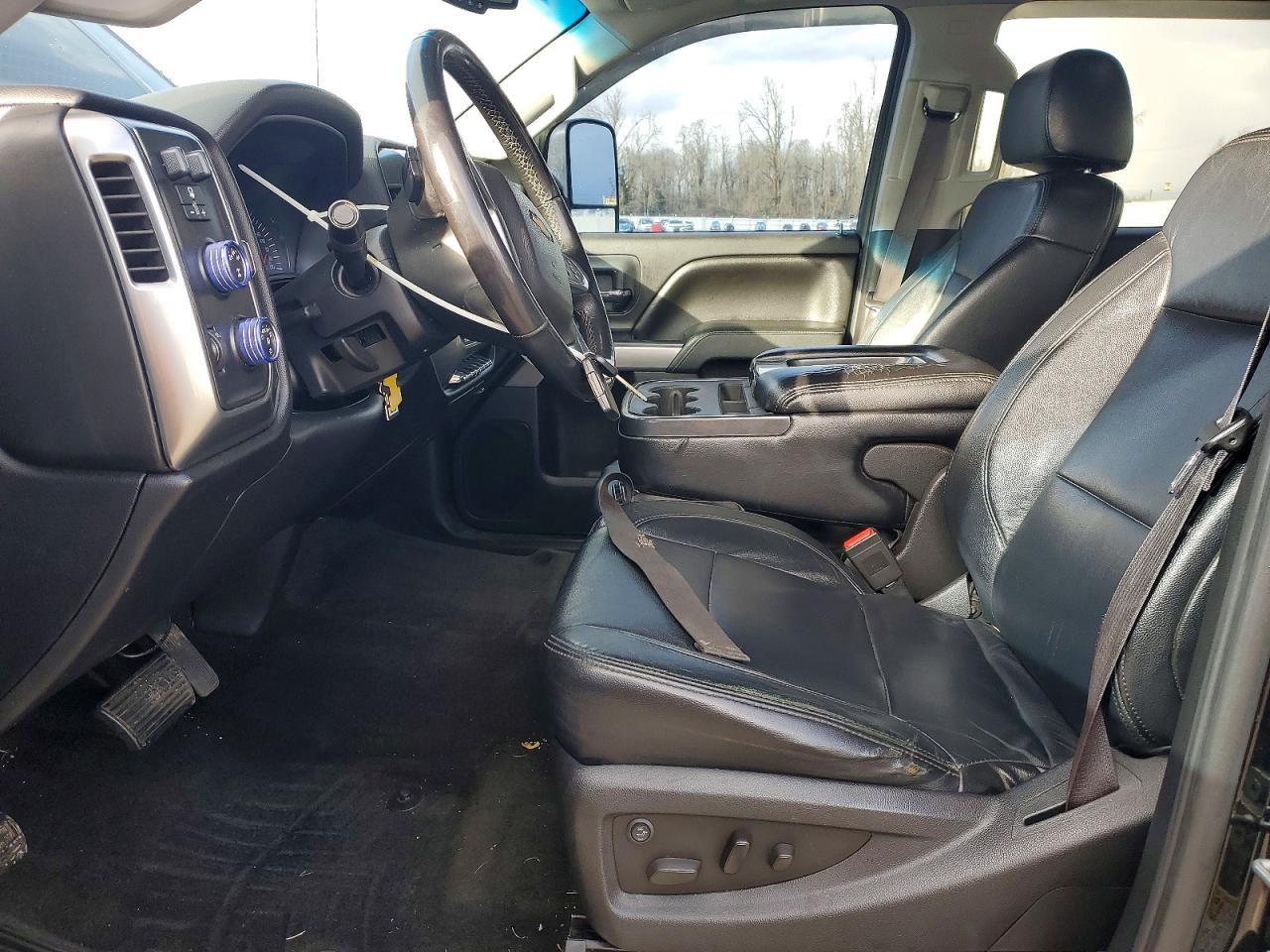 2015 CHEVROLET SILVERADO K2500 HEAVY DUTY LT photo 19