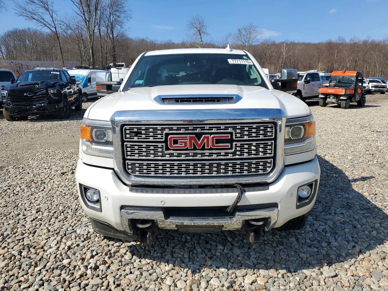 2019 GMC SIERRA K2500 DENALI photo 5