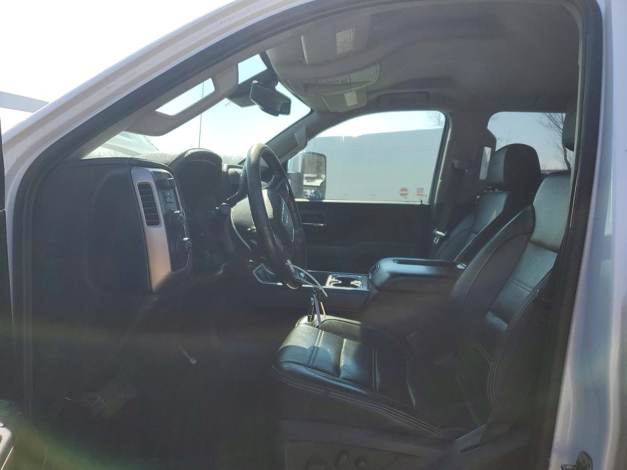 2019 GMC SIERRA K2500 DENALI photo 7