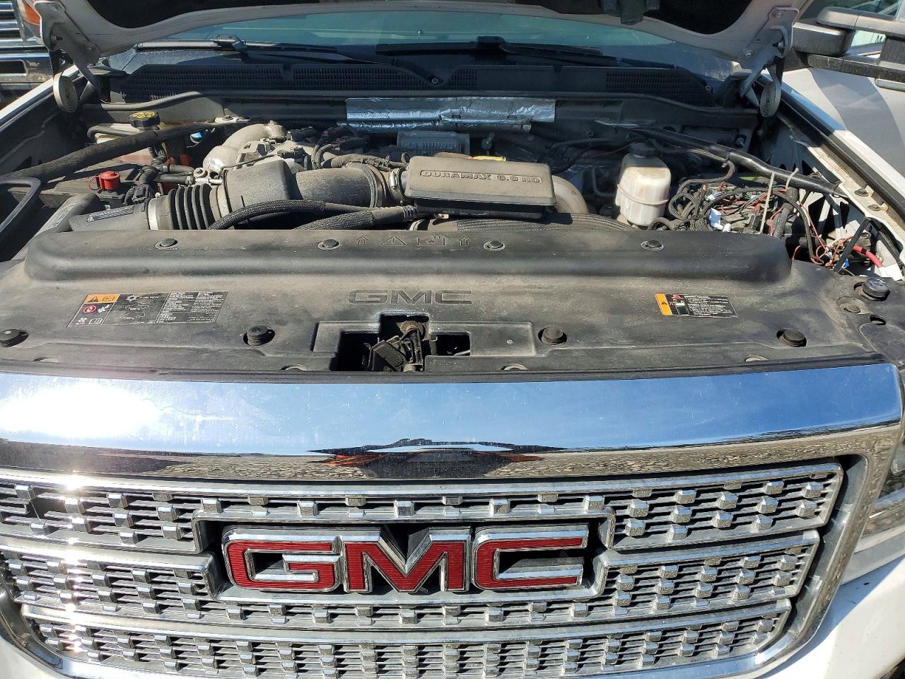 2019 GMC SIERRA K2500 DENALI photo 12