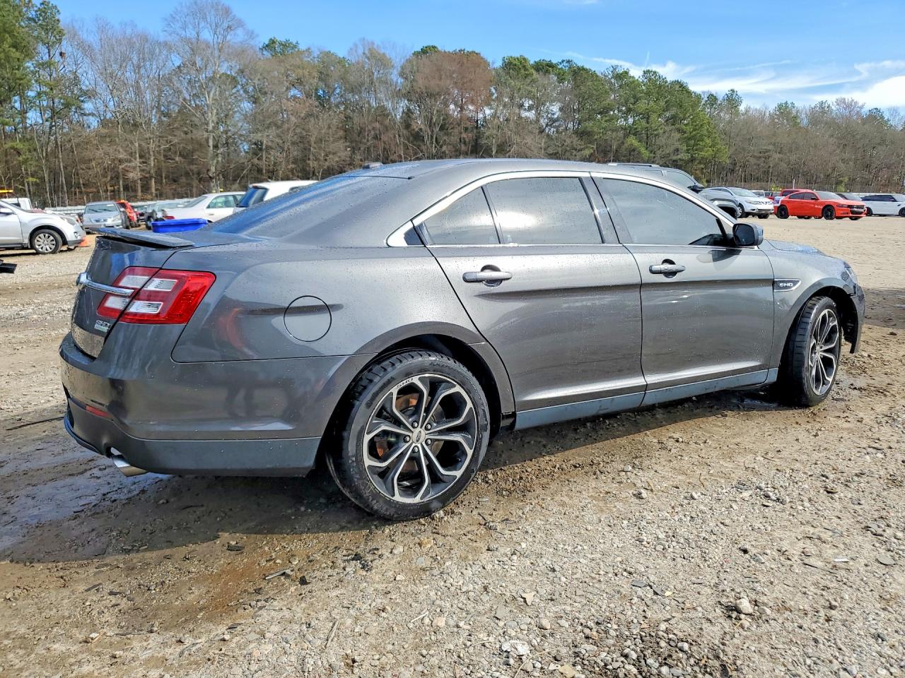 2018 FORD TAURUS SHO photo 5